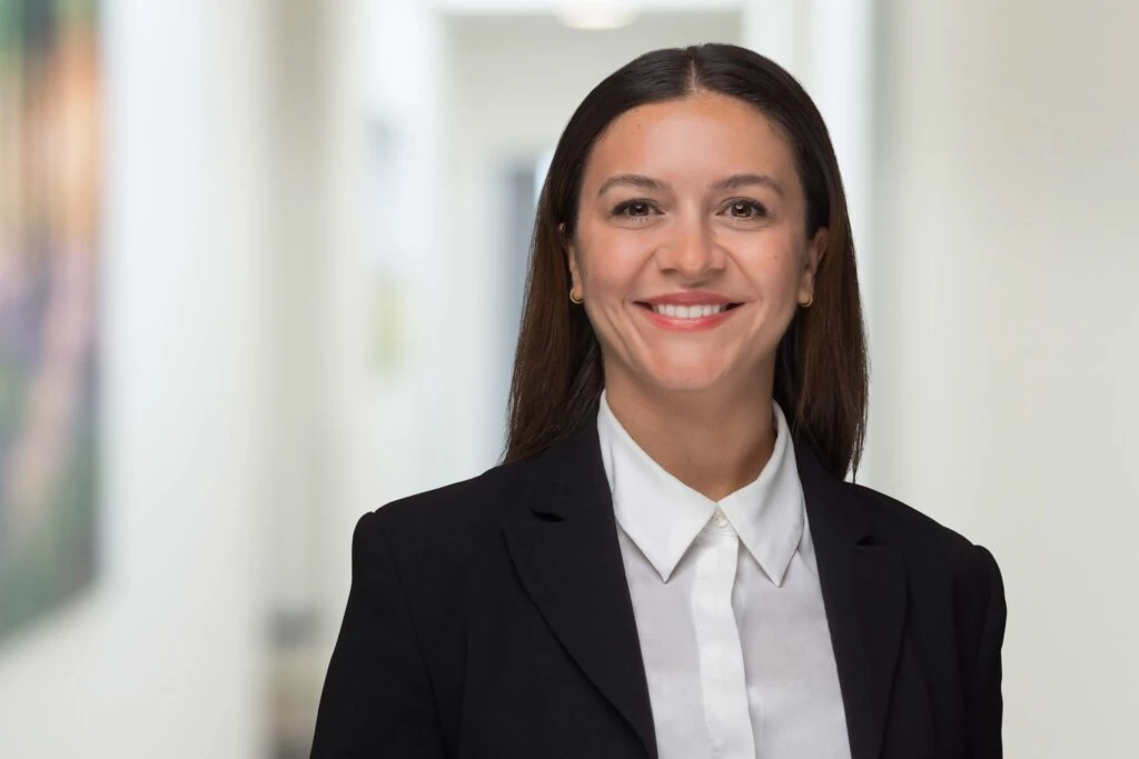 Praxismanagerin Tamar Hassert in Zahnarztpraxis Bogenhausen