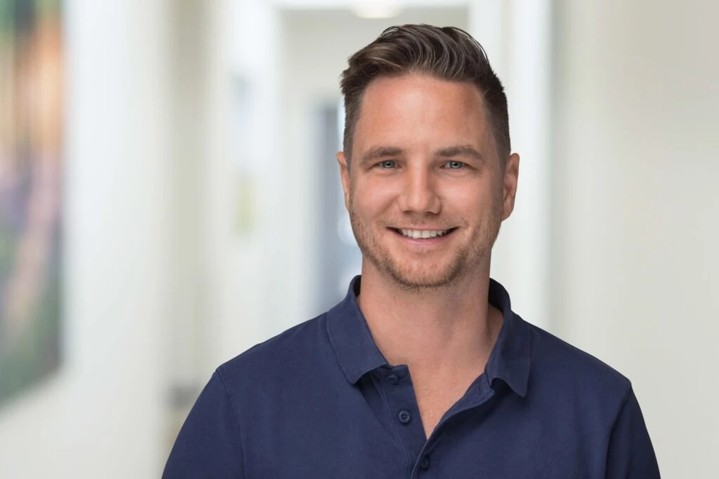 Zahntechnikermeister Mario Schlüter in Zahnarztpraxis Bogenhausen